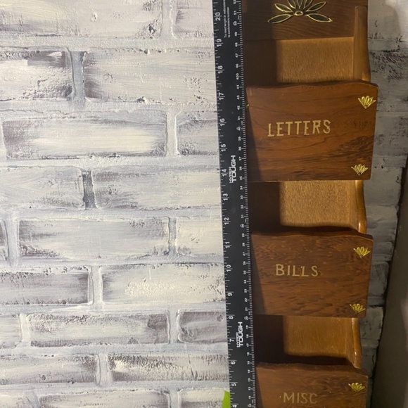 Vintage Gail Craft 3 Tier Wooden Wall Letter Mail Bill organizer and Holder w ho - Picture 2 of 4